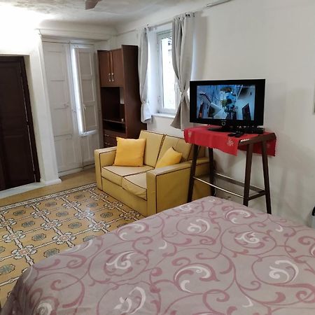 Appartamento Casa Del Centro 2P Santa Caterina Villarmosa Esterno foto